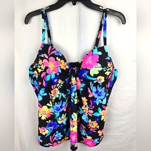 Island Escape's Floral Women's Multicolored Swimtop Sz S/M